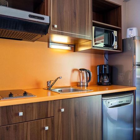 Studio 4 Personnes Avec Piscine Et Sauna - Residence Chateau Des Magnans - Jausiers - Fr-1-165B-45 Экстерьер фото