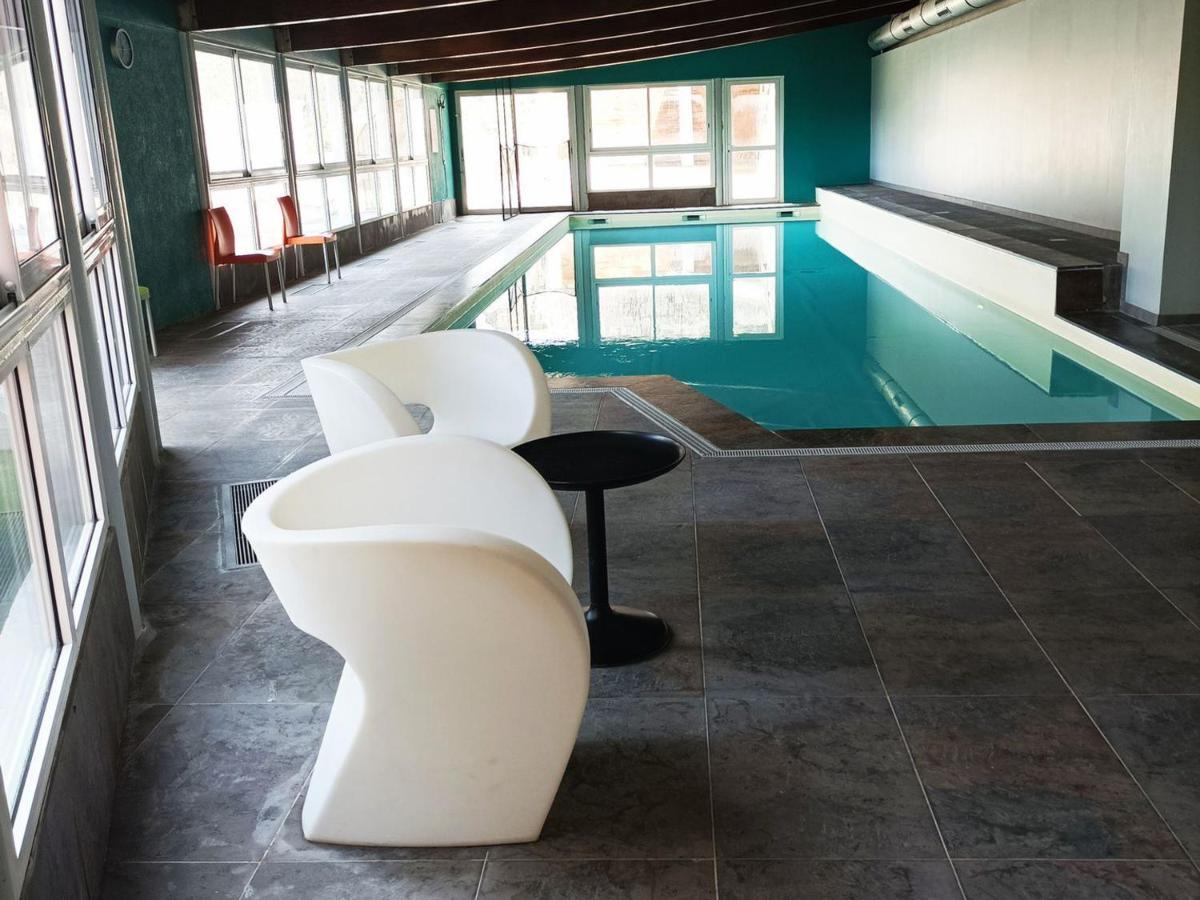 Studio 4 Personnes Avec Piscine Et Sauna - Residence Chateau Des Magnans - Jausiers - Fr-1-165B-45 Экстерьер фото